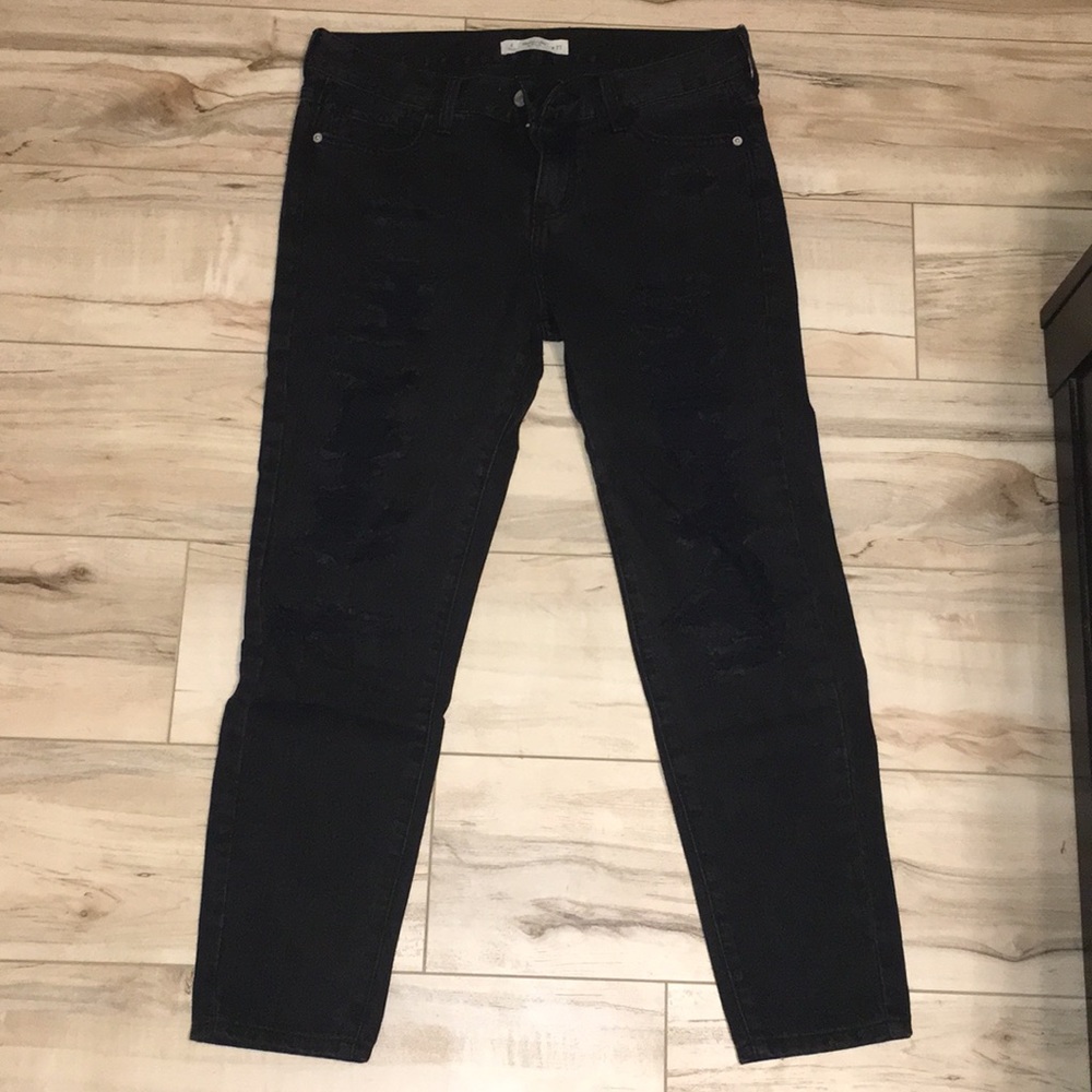 Abercrombie distressed boyfriend jeans